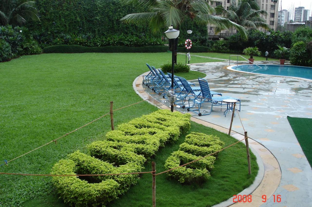 The Classique Club Mumbai Exterior photo
